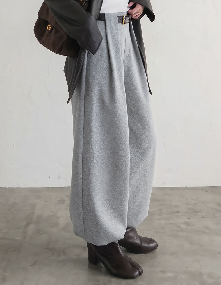 ダンボールバルーンパンツ