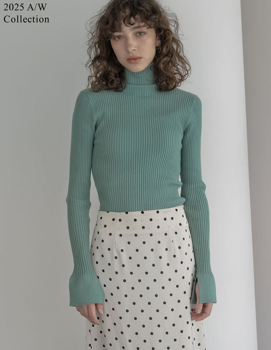 【クーポンで20%OFF ¥3,498⇒¥2,798 】〖クーポンコード：SH_20_2510〗[2025AW COLLECTION][販売枚数3.4万枚突破！][華奢見えが叶う]フレアスリーブハイネックリブニットトップス