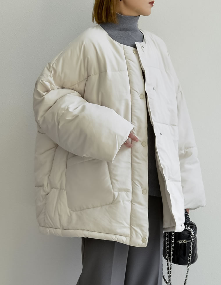 マイクロタフタマフラー付きノーカラー中綿フェイクダウンジャケット