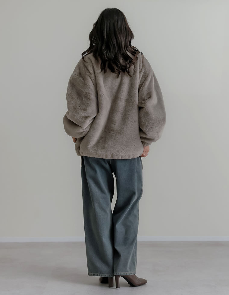 ハイネックドロスト付きフェイクファージャケット - ジャケット