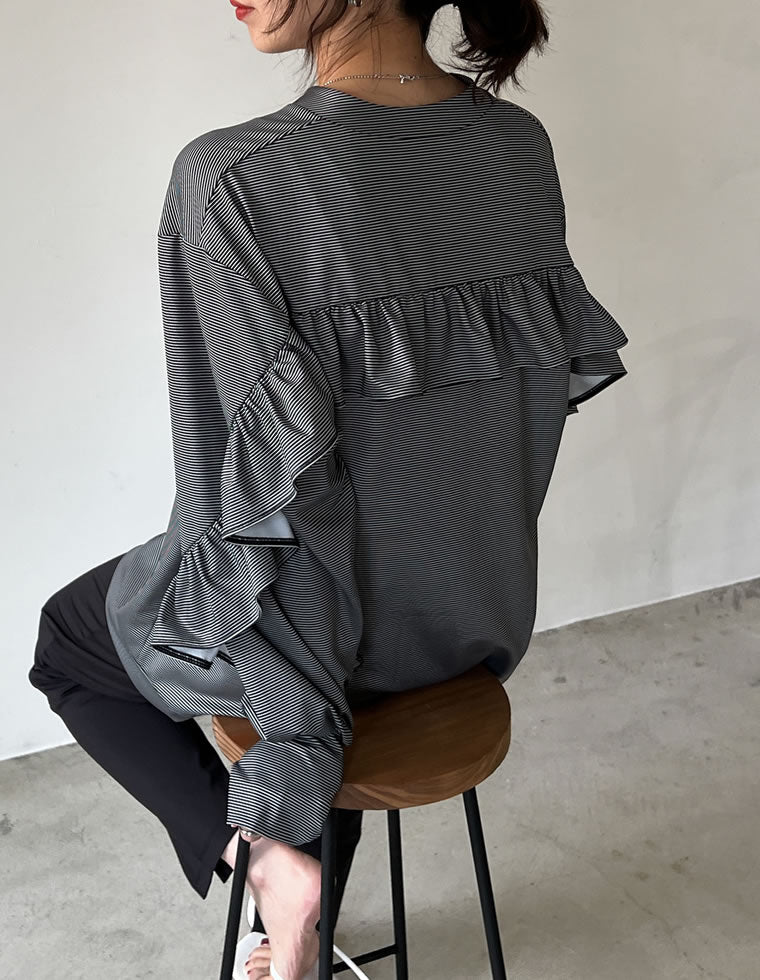 指穴付きフリルラッシュガードキーネックブルゾン - 水着/着物・浴衣