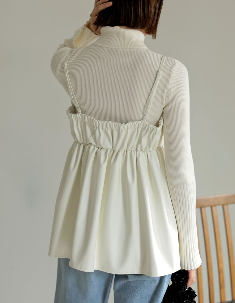 アンスリード　フェイクレザーキャミソール　ベージュ　未使用品 UN3D.（アンスリード）の「FAKE LEATHER CAMISOLE / フェイク