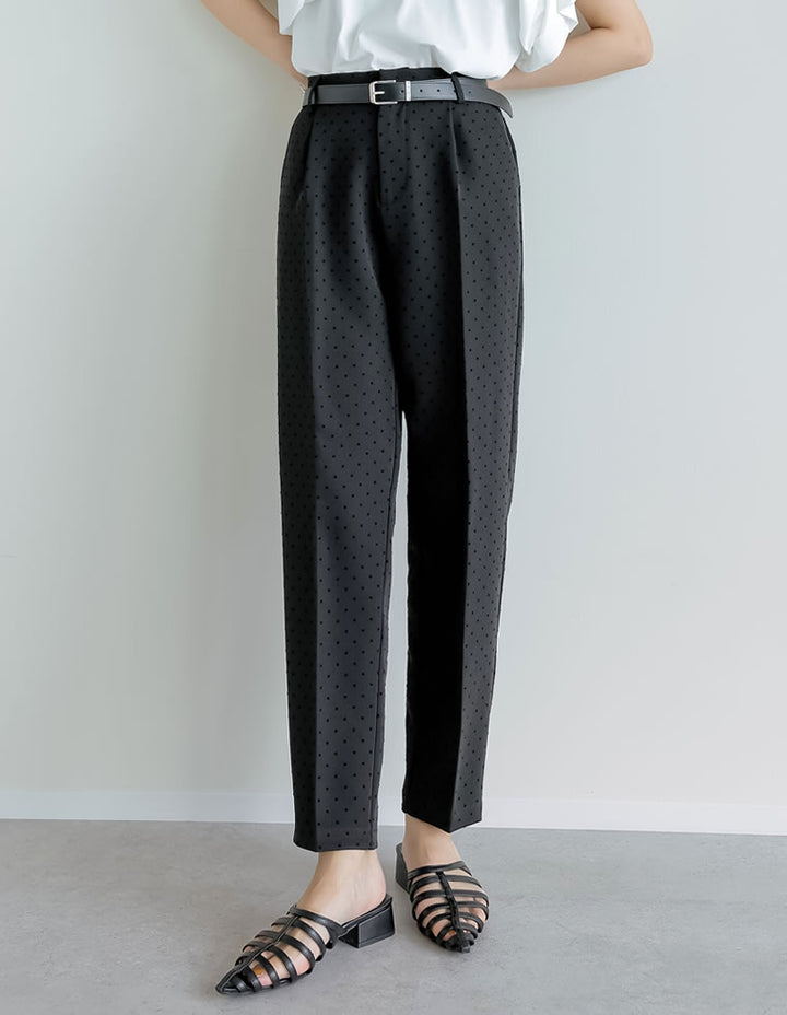 【TIME SALE 20%OFF ¥4,499⇒¥3,599】[オケージョン セレモニー][低身長/高身長/大きいサイズ有]フロッキードットカットツイルテーパードパンツ[mb] パンツ 人気レディースファッション通販 リエディ