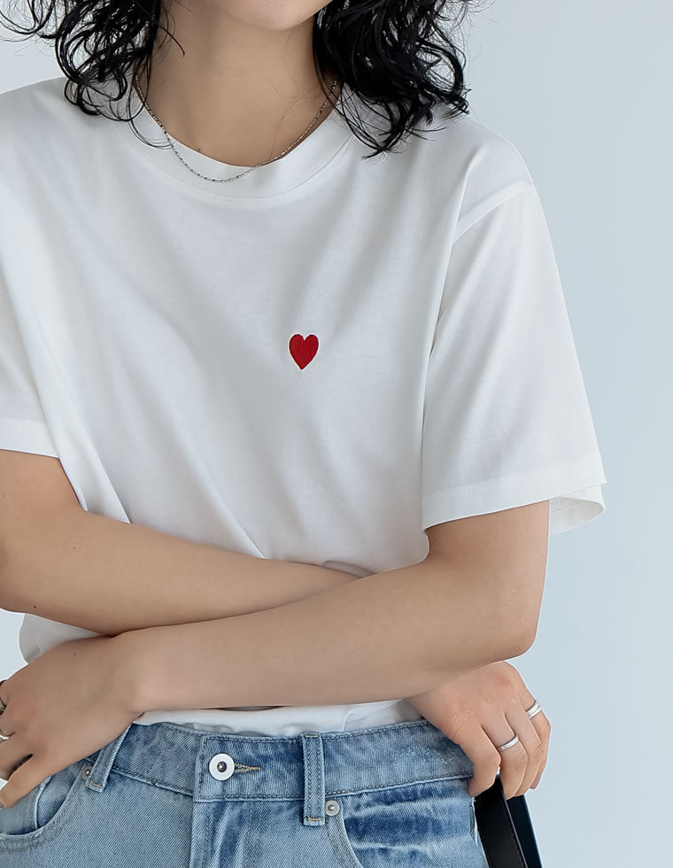 ハートワンポイント刺繍Tシャツ - トップス通販 | レディース