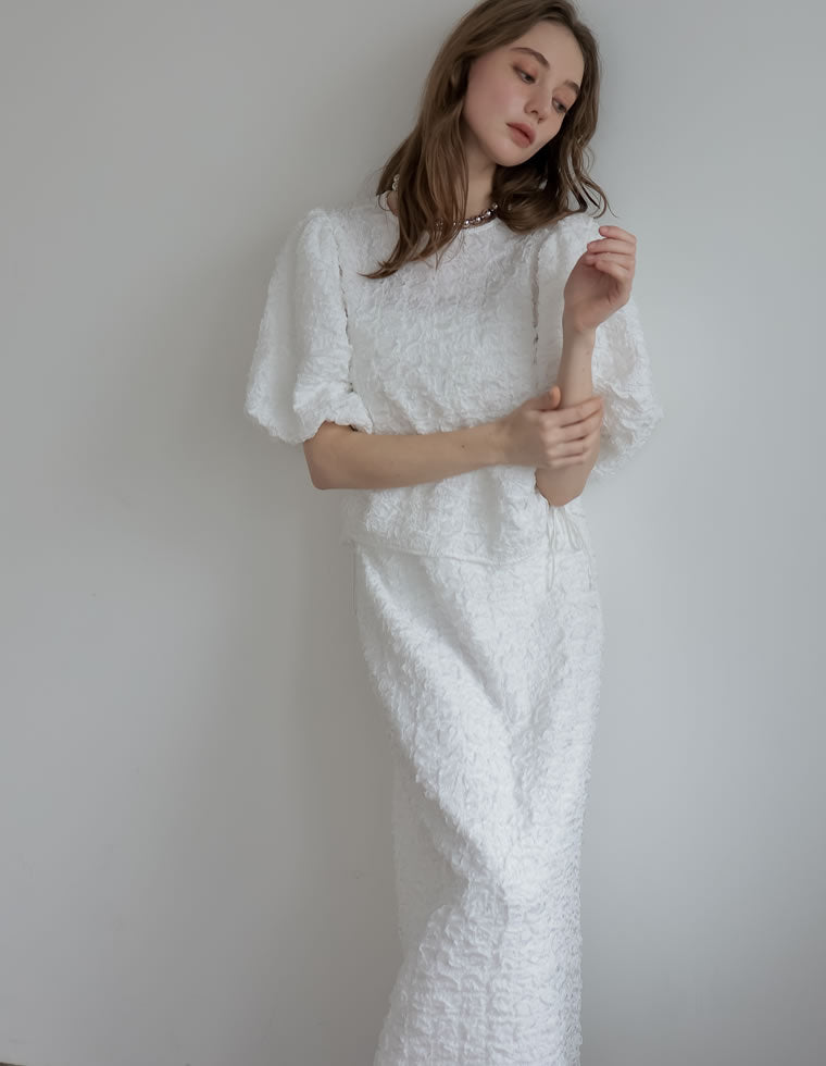 新品タグ付✨9.9万 フォクシー ワッフルレディ ジャガード ドレス 38 白 ワッフルライクふくれジャガードナロースカート - スカート通販 | 人気