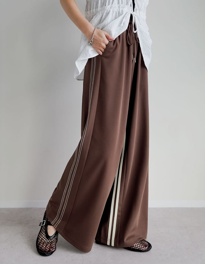 【TIME SALE 10%OFF ¥4,499⇒¥4,049】[夏でも涼しく体型カバー][低身長/高身長サイズ有]サイドラインルーズワイドパンツ パンツ 人気レディースファッション通販 リエディ