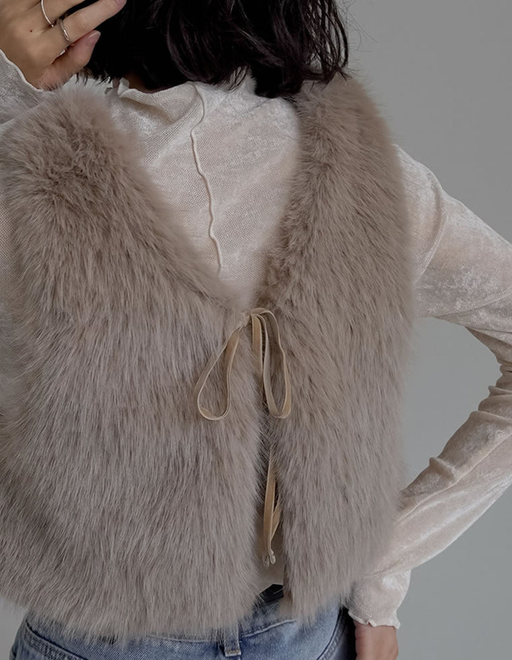 【TIME SALE 20%OFF】前後2WAYフェイクファーベスト ジャケット/アウター 人気レディースファッション通販 リエディ