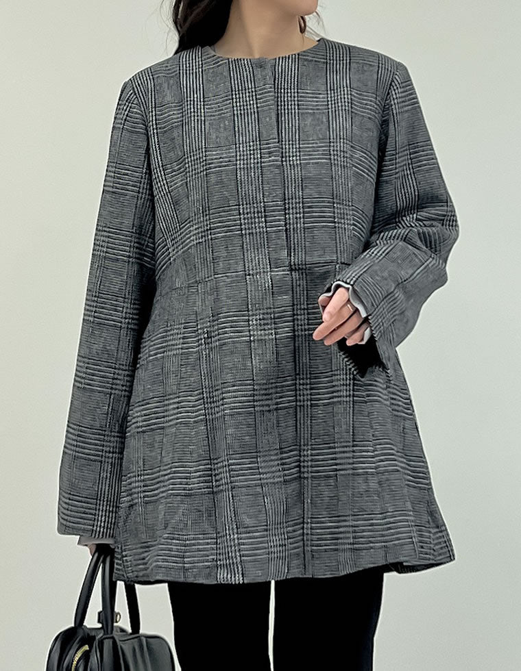 【美品】 Rene 袖リボン長袖フレアジャケット　36 白×黒 チェック 美品】 Rene 袖リボン長袖フレアジャケット 36 白×黒 チェック