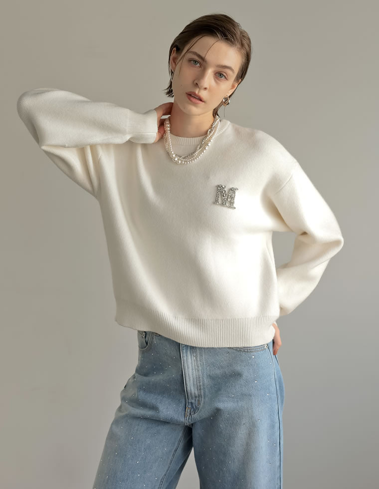 ニット セーター 「2024-25 WINTER COLLECTION」「MEISM by Re:EDIT」ビジューエンブレムニットトップス レディー MEISM ニット セーター 「2024-25 WINTER COLLECTION」「MEISM