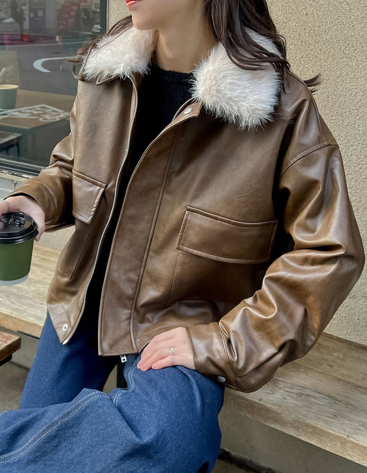 [2024-25 WINTER COLLECTION]2WAYヴィンテージライクファー付フェイクレザージャケット ジャケット/アウター 人気レディースファッション通販 リエディ