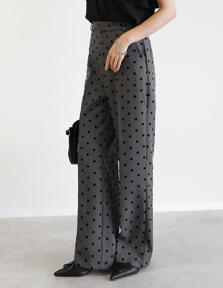 【TIME SALE 20%OFF ¥4,499⇒¥3,599】[オケージョン セレモニー][低身長/高身長/大きいサイズ有]カットツイルフロッキードットストレートパンツ パンツ 人気レディースファッション通販 リエディ