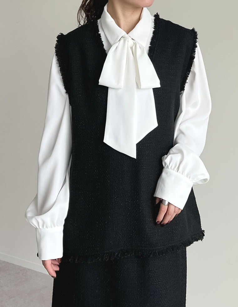 HEVE ヘイブ　ブラックフリンジVネックベスト HEVE ヘイブ ブラックフリンジVネックベスト