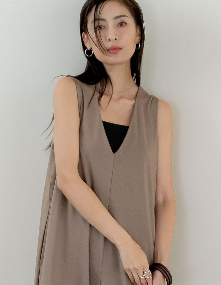 【TIME SALE 35%OFF ¥5,998⇒¥3,898】[UVカット][接触冷感][速乾][水陸両用][DAILY SWIM][低身長/高身長サイズ有]ラッシュガードVネックオールインワン[返品交換不可] 水着/着物・浴衣 人気レディースファッション通販 リエディ