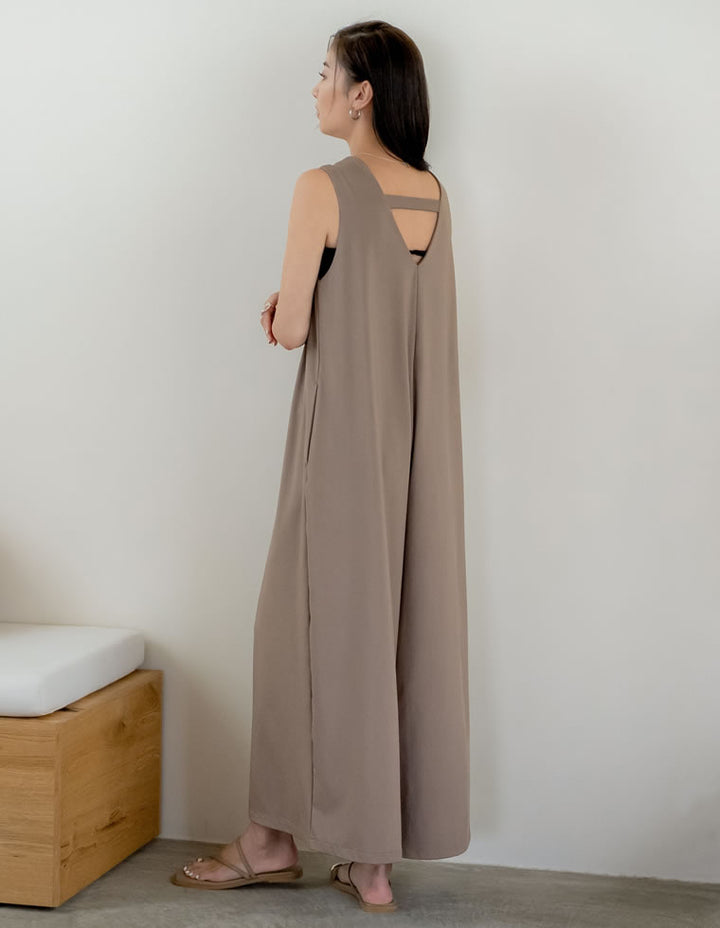 【TIME SALE 35%OFF ¥5,998⇒¥3,898】[UVカット][接触冷感][速乾][水陸両用][DAILY SWIM][低身長/高身長サイズ有]ラッシュガードVネックオールインワン[返品交換不可] 水着/着物・浴衣 人気レディースファッション通販 リエディ
