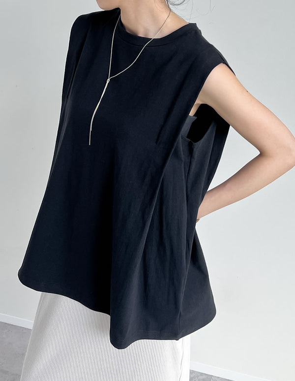 《期間限定！2BUY15%OFFクーポン対象》【SUMMER TIMESALE 10%OFF ¥2,498⇒¥2,248】綿天竺ショルダータックノースリーブTシャツ[mb]