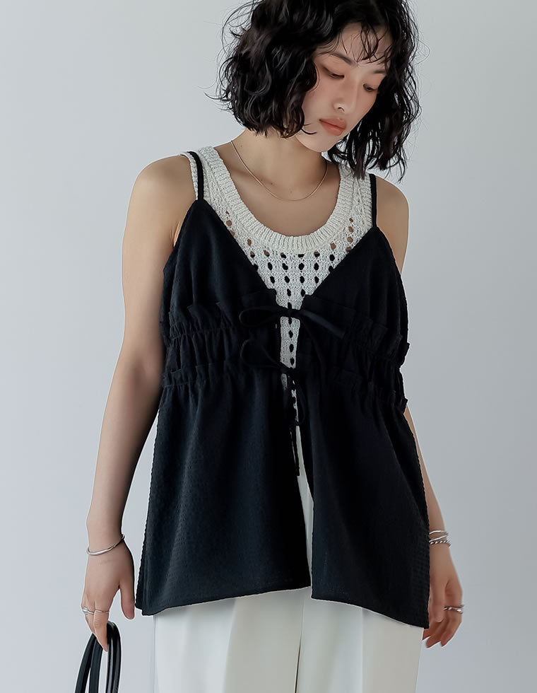 ブラックリブ編みノースリーブニットベスト ブラックリブ編みノースリーブニットベスト