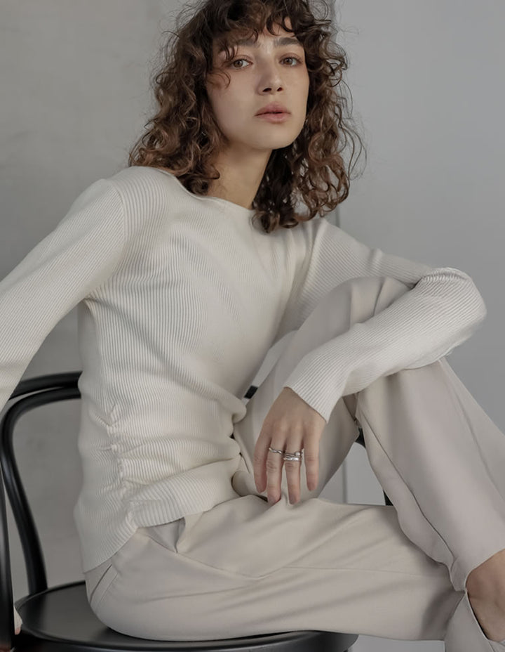 【クーポンで20%OFF￥3,747⇒￥2,998】〖クーポンコード：SH_20_251024〗[2025AW COLLECTION][保湿][静電気防止]クルーネックサイドシャーリングリブニットトップス