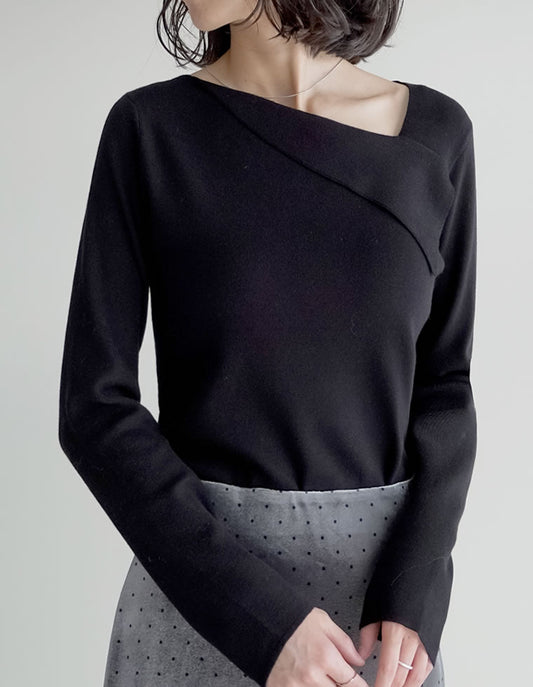 アシンメトリーネックニットトップス