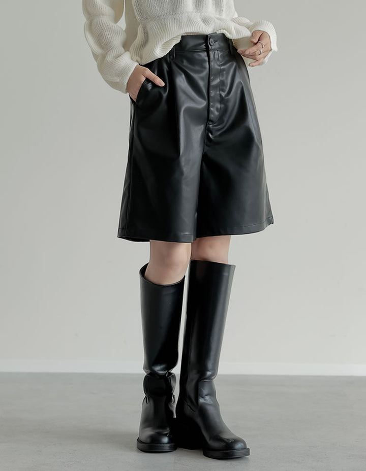 [2025AW COLLECTION]フェイクレザータックハーフパンツ パンツ 人気レディースファッション通販 リエディ