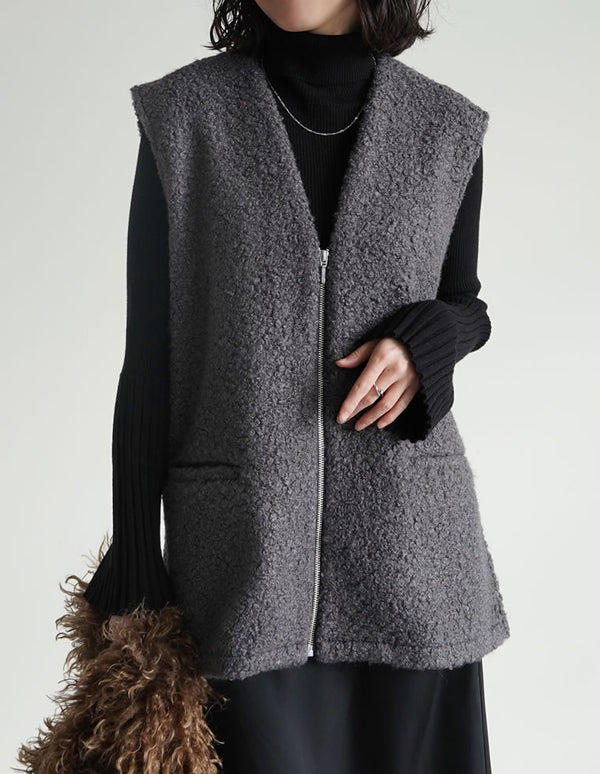 フェイクボアファスナー付きベスト