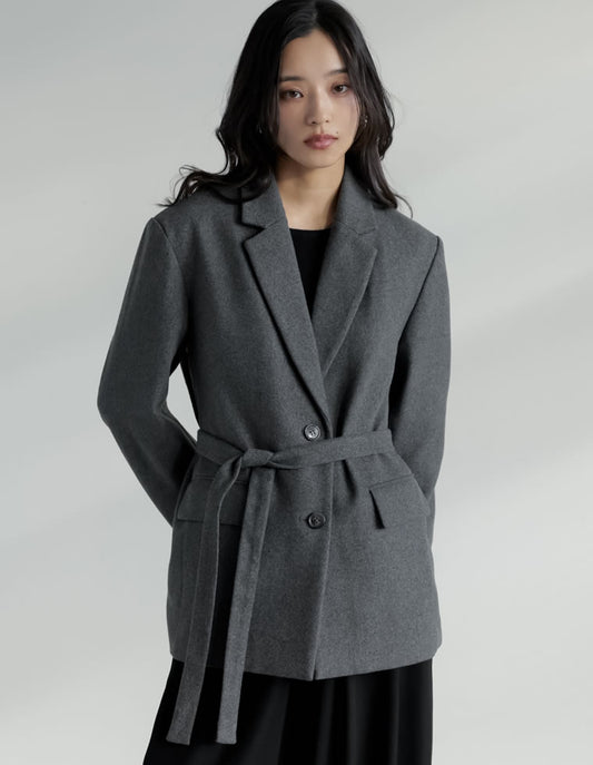 圧縮ウールライクウエストベルト付きテーラードジャケット