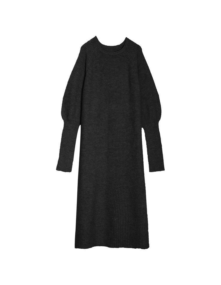 指穴リブニットワンピース