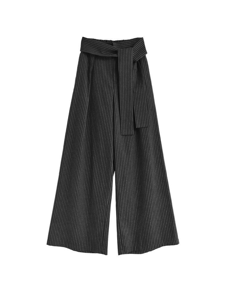 ウエストラップデザインワイドパンツ