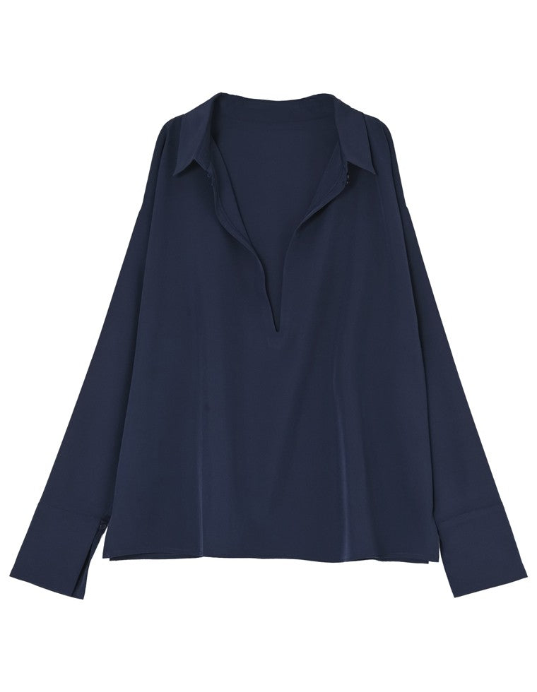 ディープVネックスキッパーシャツ