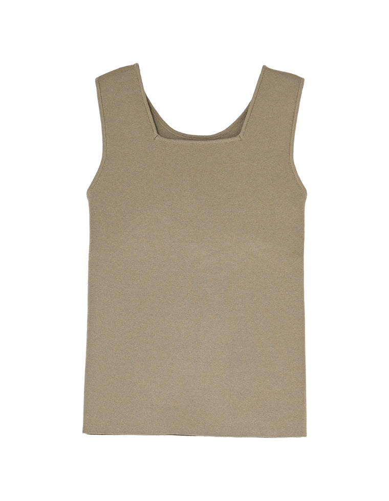 ブラ紐を隠せるリブニットタンクトップ