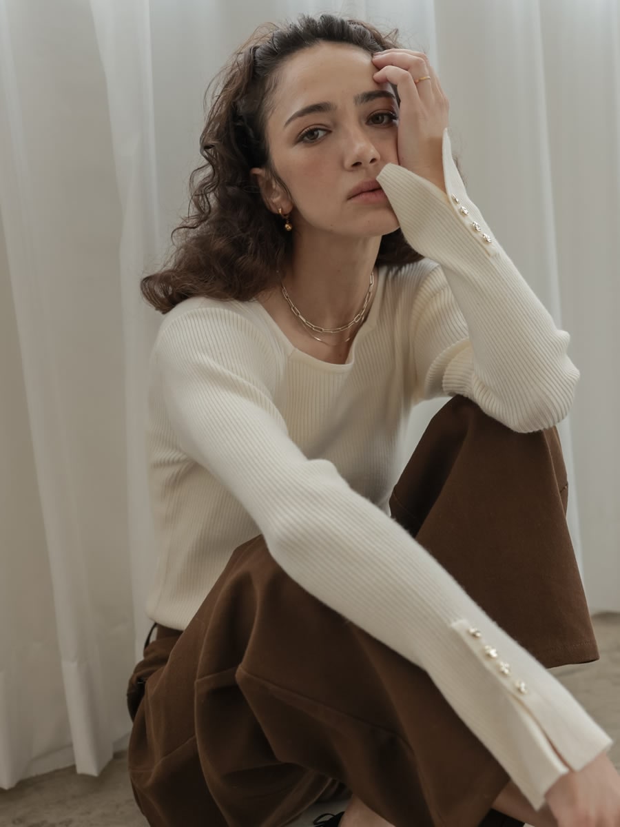 LOOK 07