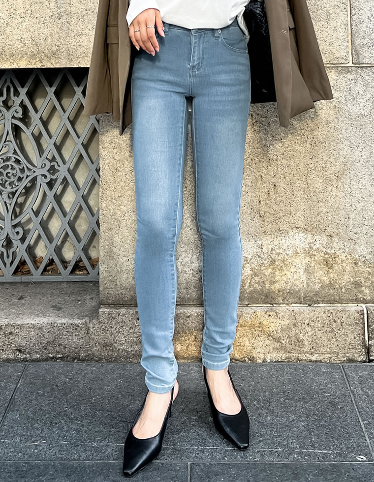 ストレッチスキニーデニムパンツ