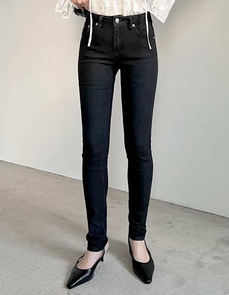 ストレッチスキニーデニムパンツ