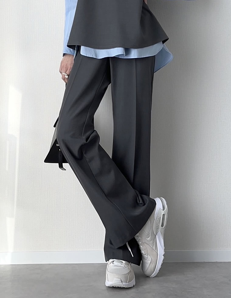 ストレッチツイルスリットパンツ