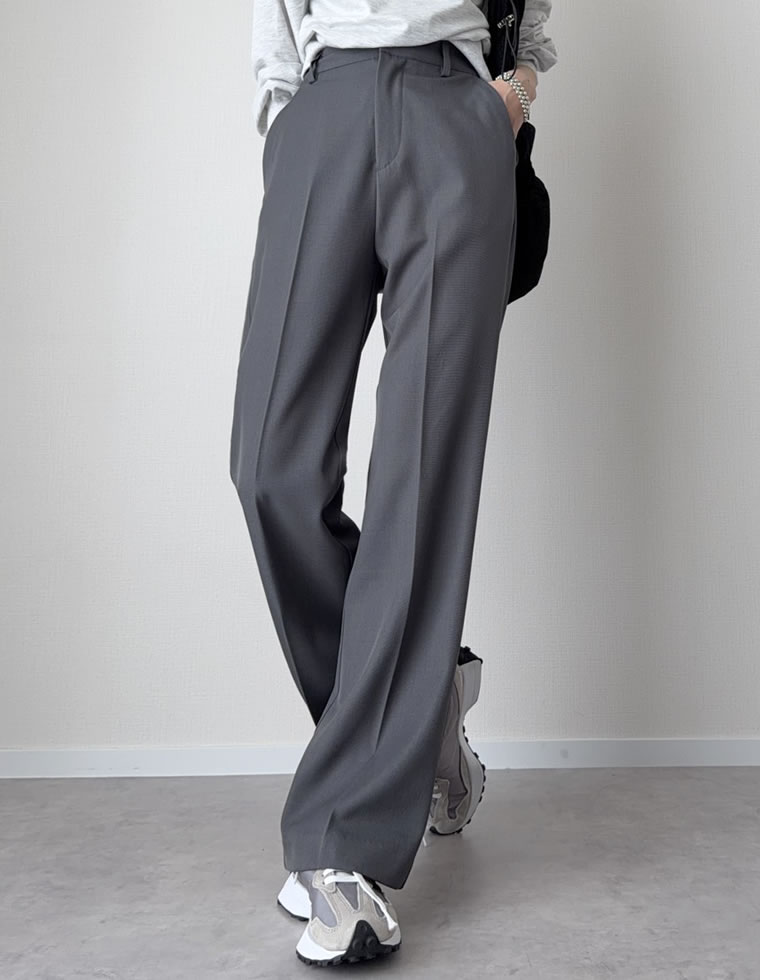 ストレッチツイルスリットパンツ