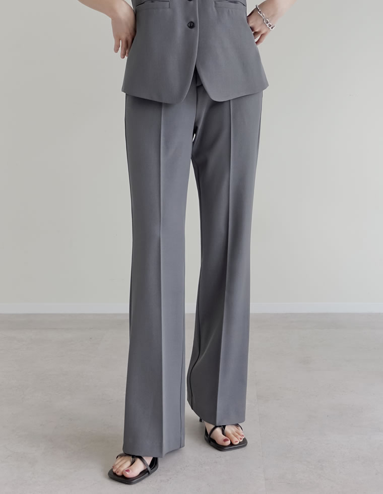 ストレッチツイルスリットパンツ