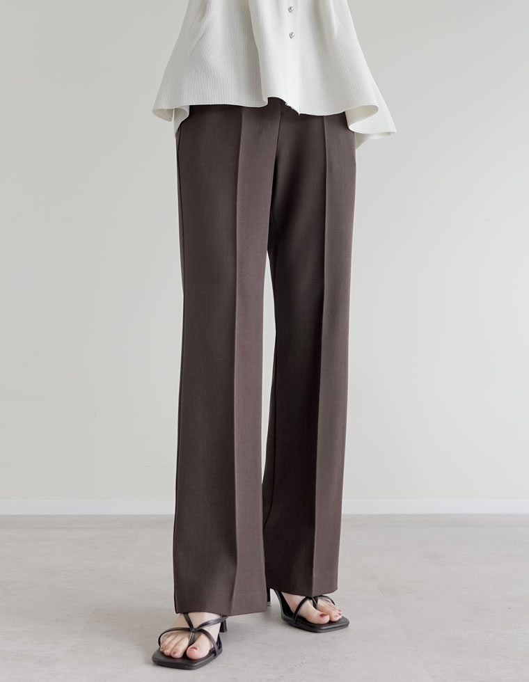 ストレッチツイルスリットパンツ