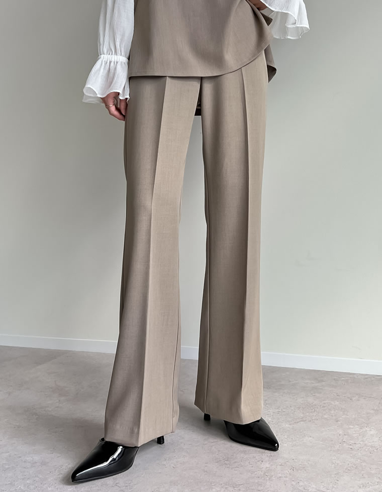 ストレッチツイルスリットパンツ