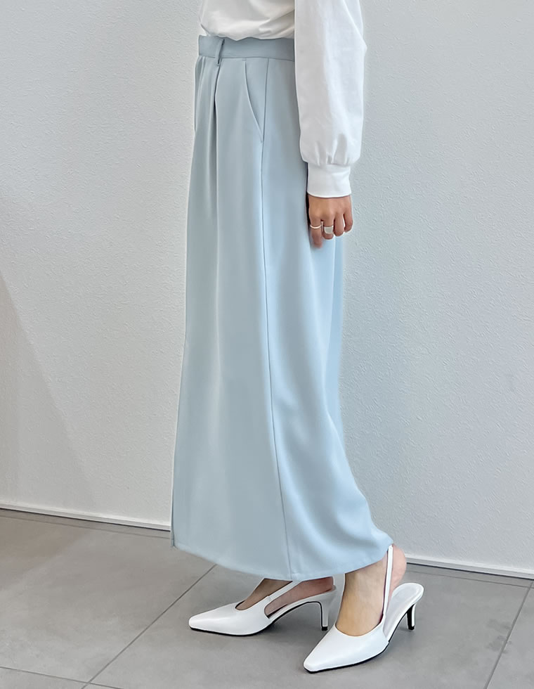 カットツイルセンターベンツスカート
