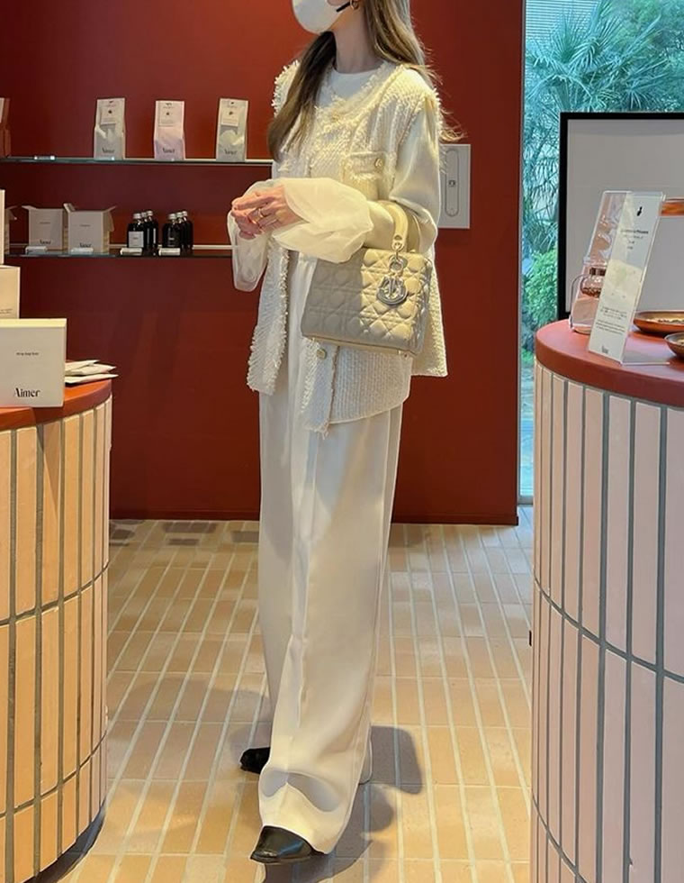 ダブルタックカラーワイドパンツ
