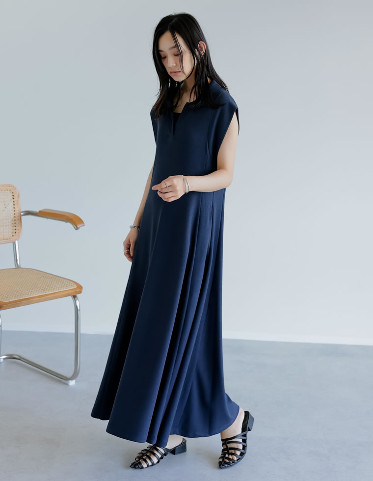キーネックフレンチスリーブポロワンピース