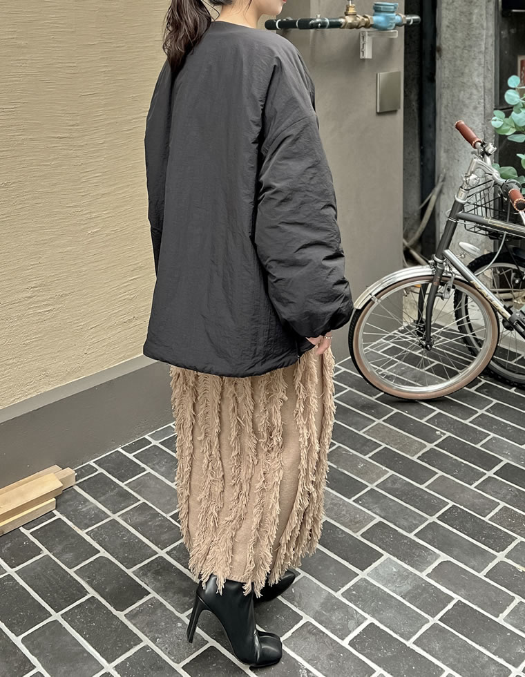 オーバーサイズサイドジップノーカラー中綿ジャケット
