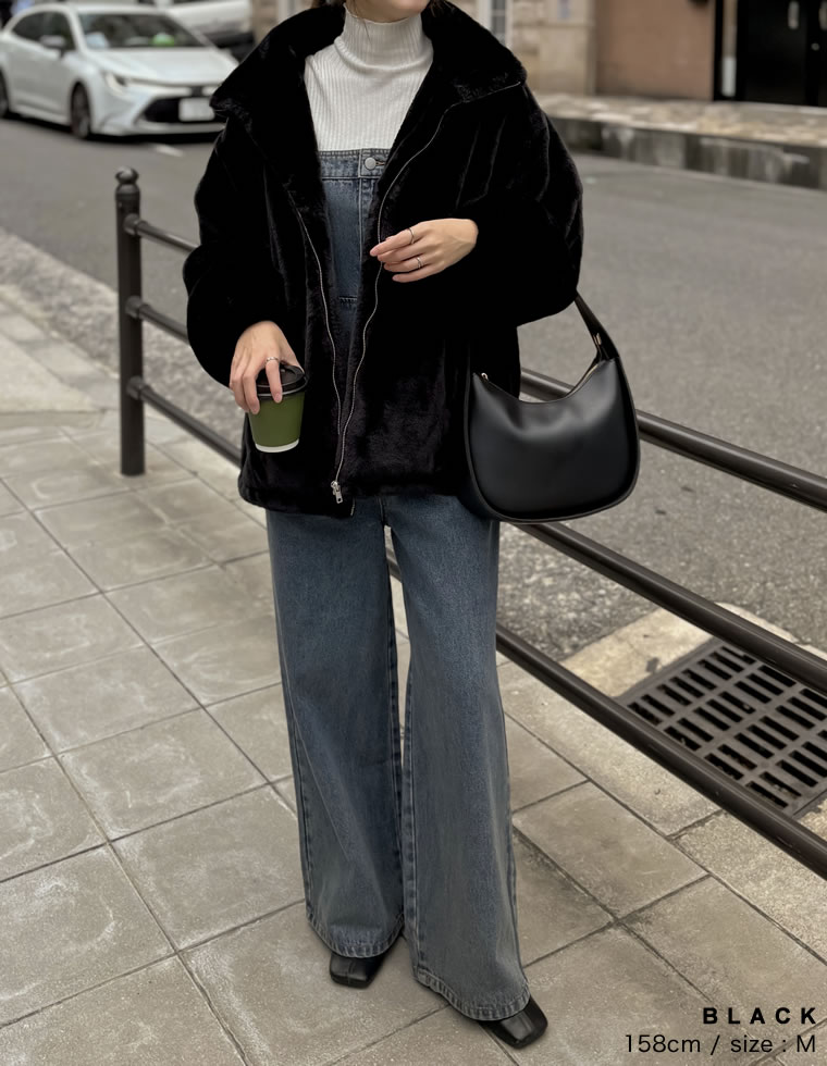 ハイネックドロスト付きフェイクファージャケット