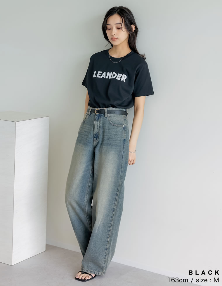 フロッキーゴシックロゴTシャツ