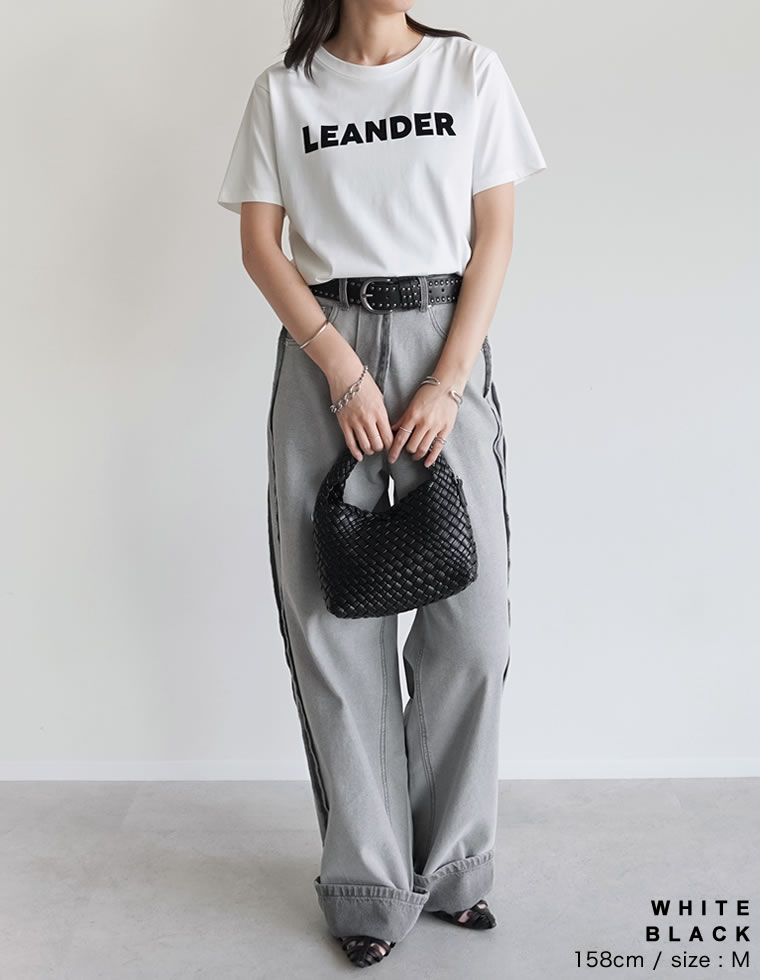 フロッキーゴシックロゴTシャツ