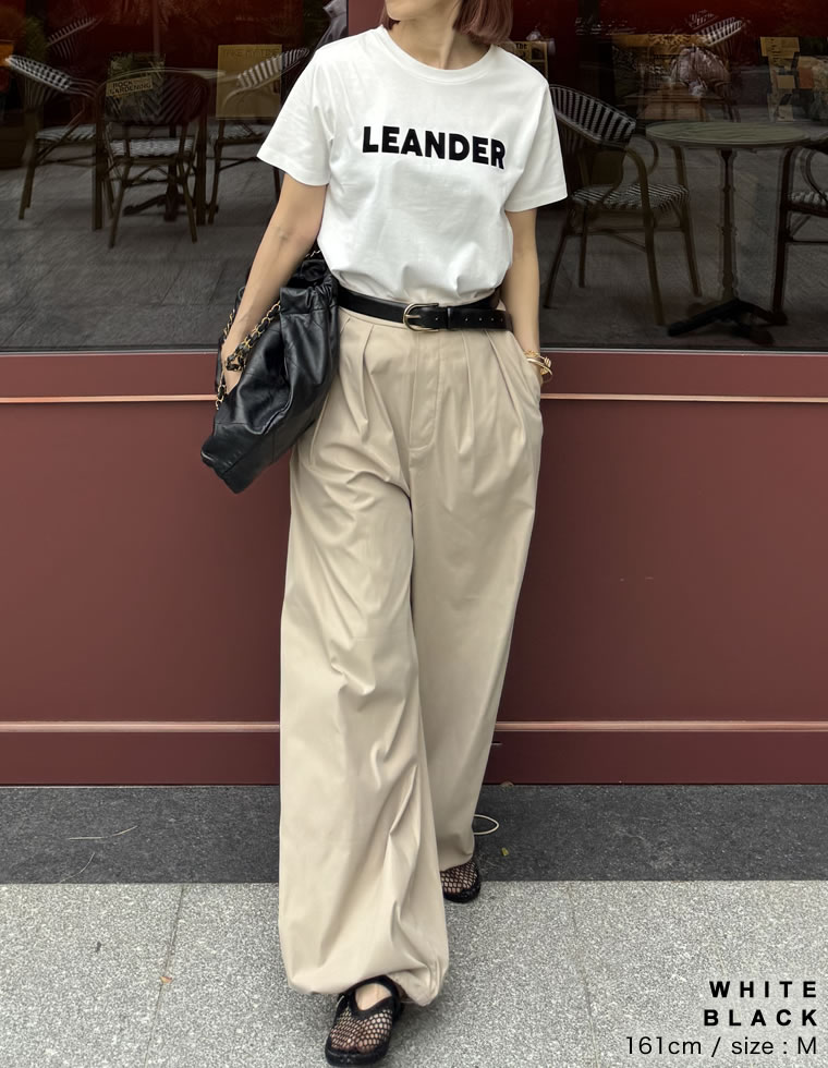 フロッキーゴシックロゴTシャツ