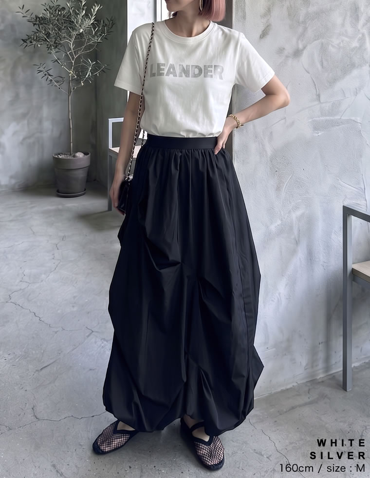 フロッキーゴシックロゴTシャツ