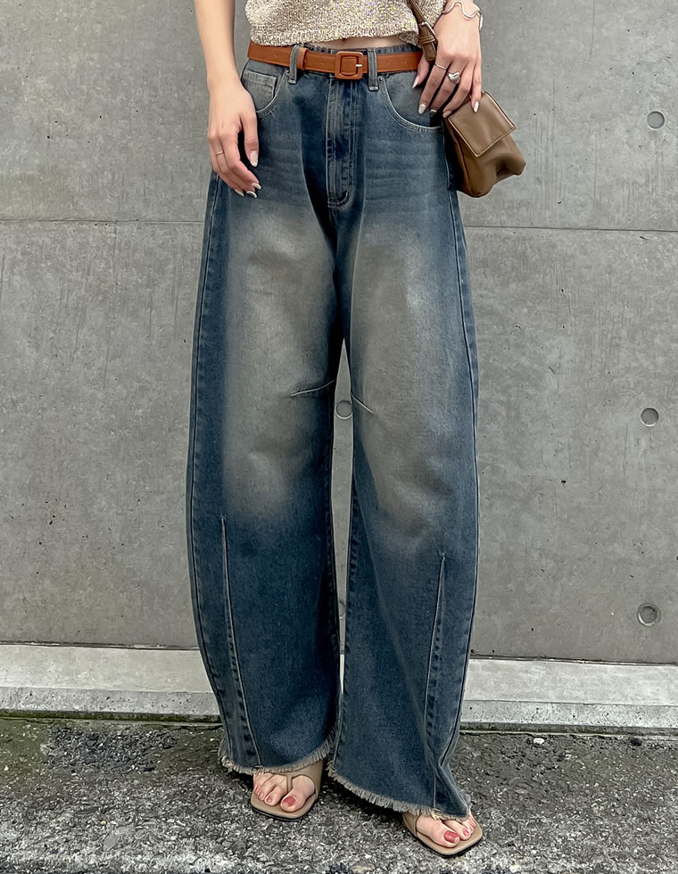 裾フリンジカーブデニムパンツ