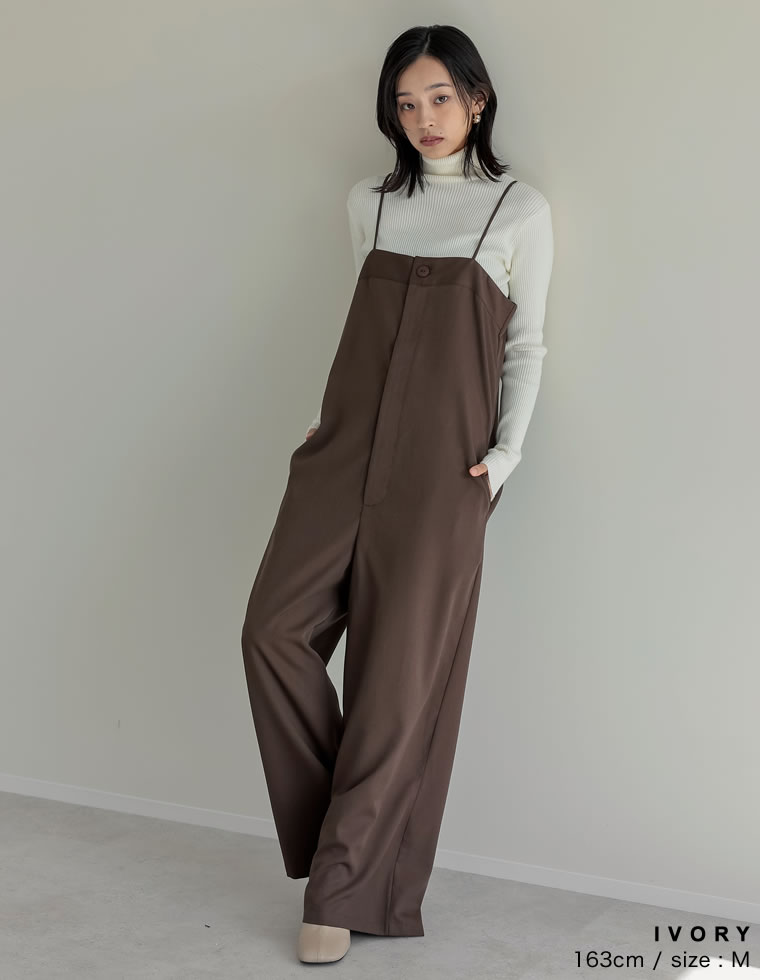 袖金ボタンタートルネックリブニットトップス