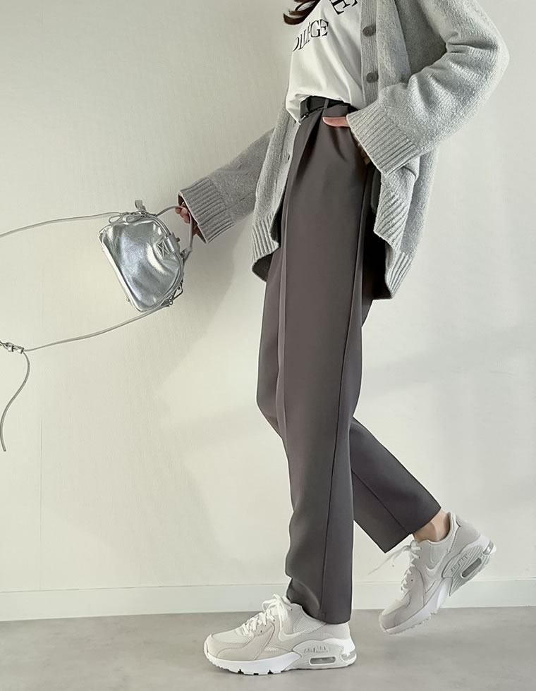 カットツイルテーパードパンツ