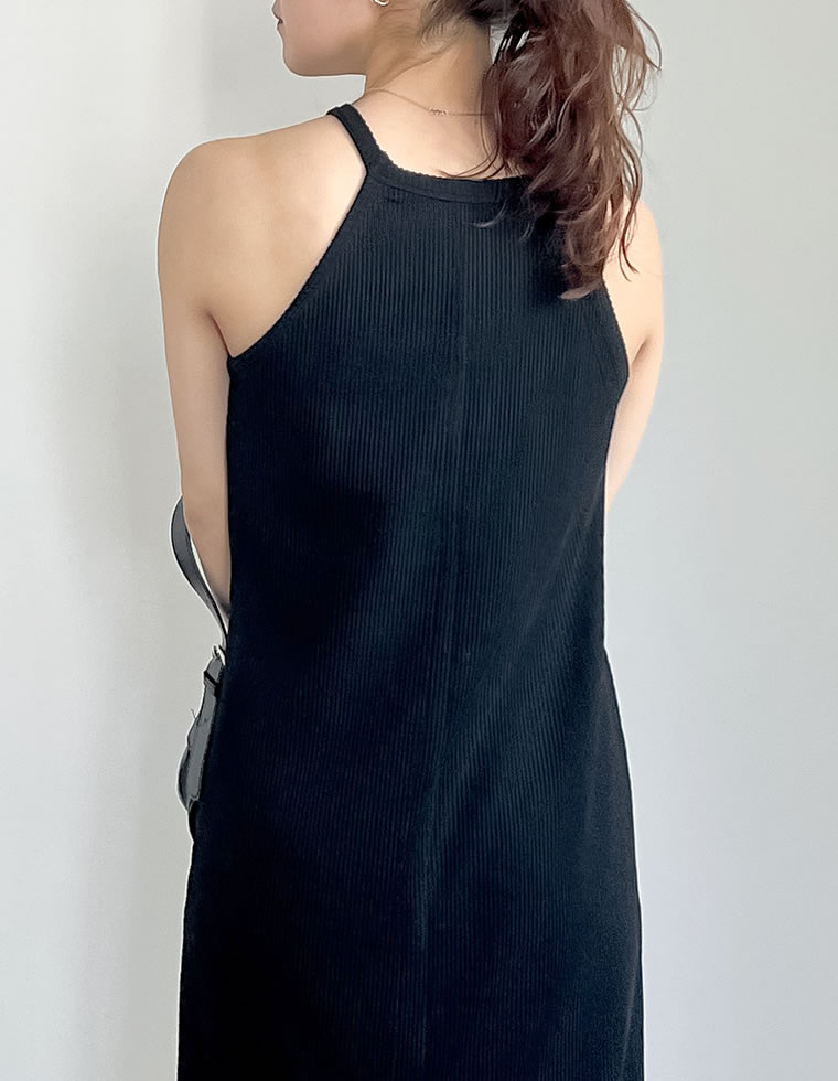ワンピース×VネックTシャツセット
